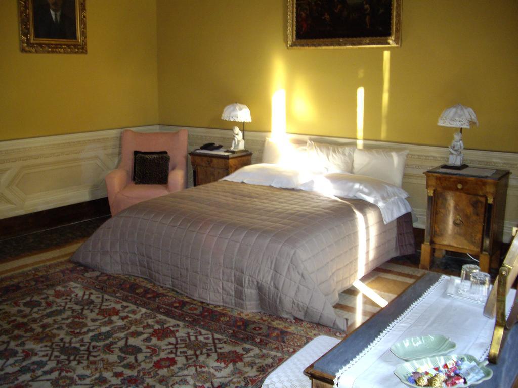 Villa Benni B&B Bolonia Habitación foto